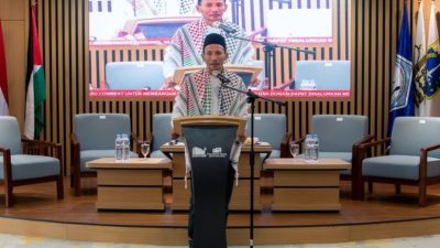 Kota Bekasi - Ketua Presidium AWG, Muhammad Anshorullah saat memberikan pernyataan persatuan nasional. Foto: Ist/Gobekasi.id.