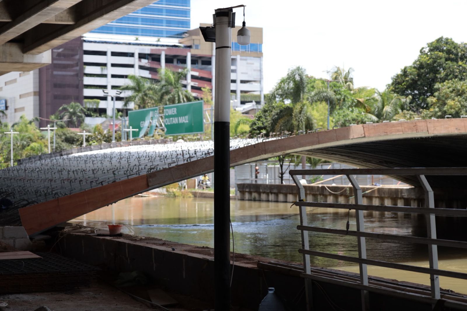Kota Bekasi - Wisata Air Air Kalimalang yang ada di Jalan KH Noer Ali masih dalam progres pembangunan. Foto: Ist/Gobekasi.id.