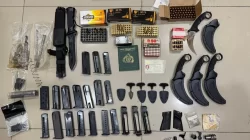 Bekasi - Senjata api dan amunisi yang disita Polda Metro Jaya. Foto: Ist