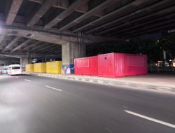 Kontainer UMKM di Kalimalang: Ruang Publik di Tepi Risiko