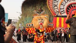 Kotaa Bekasi - Pertunjukan seni Reog di Jalan Ahmad Yani, Bekasi Selatan, Kota Bekasi. Foto: Ist/Gobekasi.id.