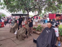 Komunitas Sedekah Cukur Bekasi Galang Dana untuk Korban Bencana di Sumatra