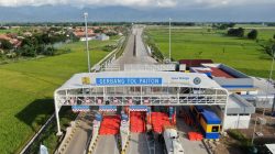 Bekasi - Gerbang Tol Paiton dibuka untuk antisipasi arus Nataru. Foto: Ist
