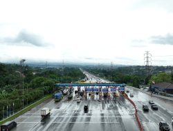 Arus ke Puncak dan Bandung Meningkat pada Hari Natal