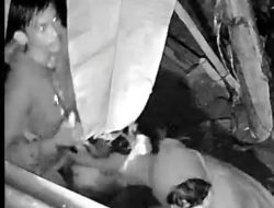 Dua Pria Diduga Curi Unggas Milik Warga di Cikarang