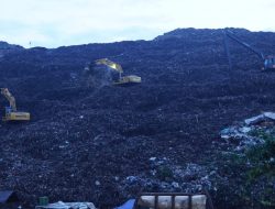 Gunung Sampah Bantar Gebang Kian Mengancam: Longsor Berulang, Warga Hirup Bau Setiap Hari