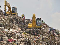 Libur Nataru, Timbulan Sampah di Kota Bekasi Tembus 55 Ton