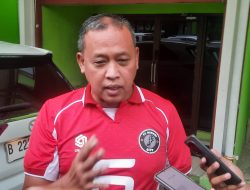 Gapura Rp1 Miliar vs Jalan Rusak, Ini Penjelasan Wali Kota Bekasi