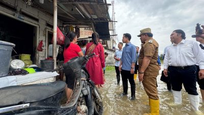 Wapres Gibran Rakabuming meninjau langsung lokasi banjir di Desa Srimukti, Kecamatan Tambun Utara, Kabupaten Bekasi, Senin (19/01/2026). Foto: Ist