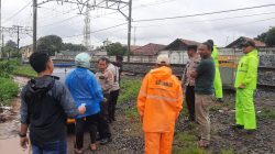 Perempuan Tewas Tertemper Kereta Barang di Bekasi Timur