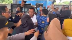 Kota Bekasi - Kericuhan di TPS incinerator Kebalen. Foto: Ist/Gobekasi.id.