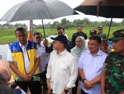 Menko Pangan Tinjau Program Makan Bergizi Gratis di Bekasi, Soroti Standar Gizi dan Efisiensi Distribusi