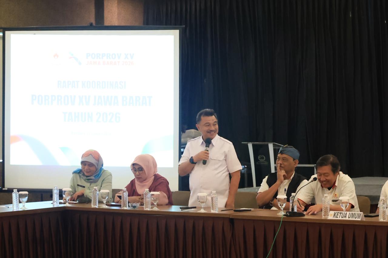 Kota Bakasi - Wakil Wali Kota Bekasi sekaligus Ketua Panitia Besar (PB) Porprov 2026, Abdul Harris Bobihoe, hadir dalam rapat koordinasi daerah di Hotel El Cavana, Bandung, Kamis (22/1/2025). Foto: Ist/Gobekasi.id.