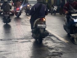 Hujan Deras Sisakan 34 Titik Jalan Rusak di Bekasi