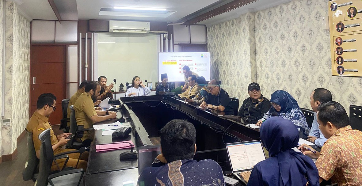Kota Bekasi - Komisi IV DPRD Kota Bekasi menggelar rapat kerja dengan Dinas Pendidikan Kota Bekasi, Senin (23/2/2026). Foto: Ist/Gobekasi.id.