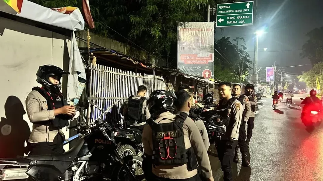 Kota Bekasi - Tim Patroli Perintis Presisi dari Polres Metro Bekasi Kota meningkatkan intensitas operasi pencegahan kejahatan jalanan pada jam-jam rawan. Foto: Ist/Gobekasi.id.