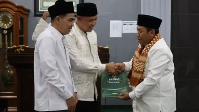 Kota Bekasi - Rangkaian Tarawih Keliling (Tarling) Ramadan 1447 Hijriah yang dihadiri Wali Kota Bekasi Tri Adhianto. Foto: Ist/Gobekasi.id.