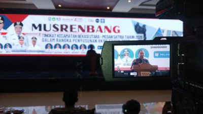 Kota Bekasi - Ketua DPRD Kota Bekasi, Sardi Effendi, menghadiri kegiatan Musyawarah Perencanaan Pembangunan (Musrenbang) tingkat kecamatan yang digelar di Aula Kampus Bina Sarana Informatika, Bekasi Utara. Foto: Ist/Gobekasi.id.