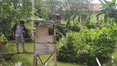 Ilustrasi WC Helikopter