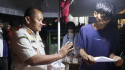 Kabupaten Bekasi -Satpol PP Kabupaten Bekasi melakukan sosialisasi untuk relokasi 519 lapak pedagang kaki lima (PKL) yang selama ini beroperasi di sepanjang Jalan RE Martadinata dan Jalan Kapten Sumantri, Cikarang. Foto: Ist/Gobekasi.id.