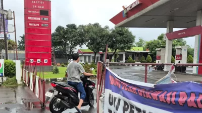 Kota Bekasi - TKP stasiun pengisian bahan bakar umum (SPBU) bernomor 34.17.101 di Jalan Siliwangi, Kelurahan Bojong Rawalumbu, Kecamatan Rawalumbu, Kota Bekasi. Foto: Ist