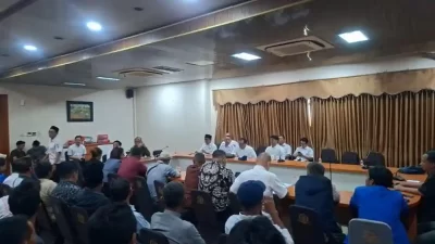 Kota Bekasi - Komisi III DPRD Kabupaten Bekasi memanggil dua pengembang perumahan dalam rapat dengar pendapat (RDP) yang digelar Komisi III pada Rabu (11/2/2026). Foto: Ist