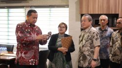 Kota Bekasi - Wali Kota Bekasi Tri Adhianto menerima kunjungan delegasi Kota Susaki, Jepang di kantornya, Selasa (3/2/2026). Foto: Ist/Gobekasi.id.