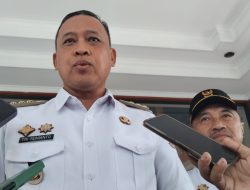 Setahun Menjabat, Tri Adhianto Minta Maaf: Infrastruktur, Banjir, dan Sampah Jadi PR Besar Bekasi