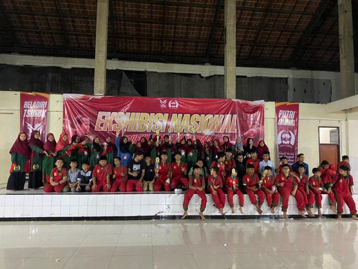 Kota Bekasi -Ekshibisi Beladiri Tsufuk Indonesia ke-XXI resmi digelar di Pusdiklat Dewan Da'wah Bekasi, Sabtu, 7 Februari 2026
