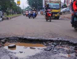 Data Polda Metro Jaya: Kota Bekasi “Juara” Jumlah Jalan Berlubang, Picu Lonjakan Kecelakaan