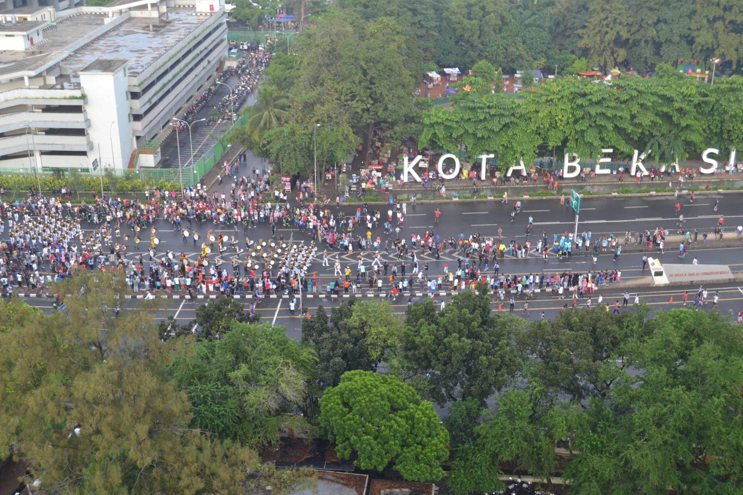 Kota Bekasi - Suasana CFD di Jalan Ahmad Yani Kota Bekasi. Foto: Gobekasi.id.