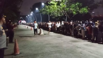 Kota Bekasi - Kegiatan balap lari di kawasan Kemala Lagoon, Bekasi Selatan, Sabtu (7/3/2026) malam, yang difasilitasi oleh Polsek Bekasi Selatan. Foto: Ist/Gobekasi.id.