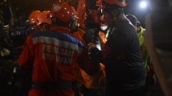 Jenazah Keempat Ditemukan Dekat Kendaraan, Pencarian Korban Longsor Bantargebang Dilanjutkan