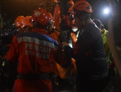 Jenazah Keempat Ditemukan Dekat Kendaraan, Pencarian Korban Longsor Bantargebang Dilanjutkan