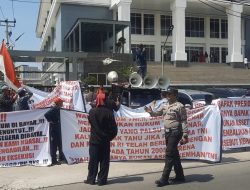Ratusan Warga Jatikarya Datangi PN Bekasi, Tuntut Pencairan Uang Konsinyasi Rp218 Miliar