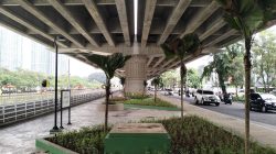 Kota Bekasi - Taman Kalimalang yang ada di bawah Tol Becakayu, Kota Bekasi. Foto: Ist/Gobekasi.id.