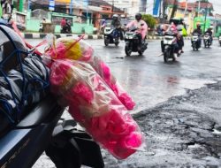 ‘Balada Kerupuk Melarat’: Tradisi Renyah Pemudik Pantura yang ‘Haram’ Dilupakan Saat Balik ke Bekasi