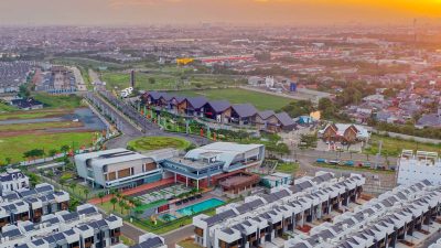 Kabupaten Bekasi - Foto udara Summarecon Crown Gading (SCG) yang semakin mengukuhkan diri sebagai magnet baru properti di perbatasan Bekasi dan Jakarta Utara. Foto: Ist/Gobekasi.id.