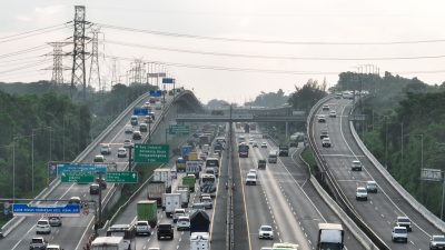 Bekasi - Pengendara mulai memadati ruas Tol H-7 Lebaran 2026. Foto: Ist/Gobekasi.id.