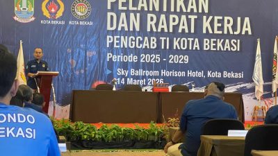 Kota Bekasi - Ketua Taekwondo Indonesia (TI) Kota Bekasi Arwani saat memberikan sambutan di Hotel Horison. Foto: Gobekasi.id.