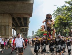 Ogoh-Ogoh Detya Kala Baka Guncang Kalimalang, Pesan Harmoni dari Jantung Kota Bekasi
