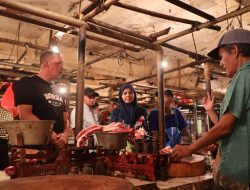 Daging Sapi ‘Gaib’ di Pasar Baru: Lapak Kosong Sejak Pagi, Wali Kota Tri Adhianto Janji Bongkar Hambatan RPH