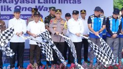 Kapolri Lepas ‘Flag Off’ One Way Nasional di Kalikangkung, Arus Balik Menuju Jakarta-Cikampek Mulai Mengular