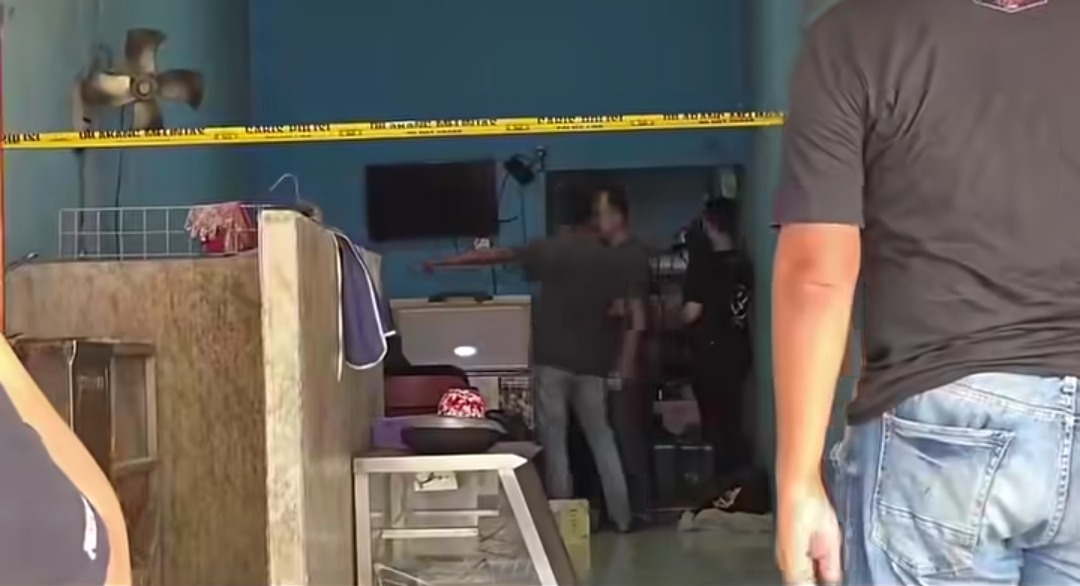 Kabupaten Bekasi - Pada Minggu (29/03/2026) sekira pukul 13.30 WIB, Tim Identifikasi Polda Metro Jaya terpantau mendatangi lokasi kejadian untuk melakukan olah Tempat Kejadian Perkara (TKP) lanjutan. Foto: Ist