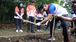 Kota Bekasi - Momentum HPSN 2026, Wali Kota Bekasi Tri Adhianto memimpin "Grebek K3" di Hutan Kota Patriot, Selasa (31/3/2026). Foto: Ist/Gobekasi.id.
