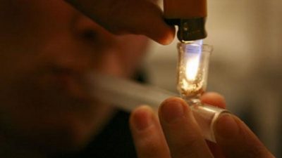 Kota Bekasi - Ilustrasi alat hisap narkoba sabu - sabu.