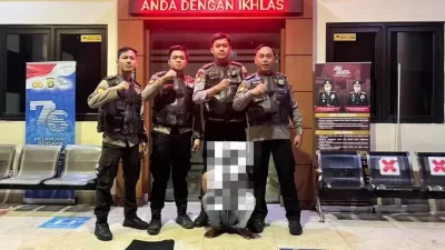 Kabupaten Bekasi - Terduga spesialis pencurian kendaraan bermotor (curanmor) berhasil diringkus di kawasan Pasir Gombong. oleh Tim Perintis Polres Metro Bekasi, Rabu (25/3/2026) dini hari. Foto: Ist/Gobekasi.id.