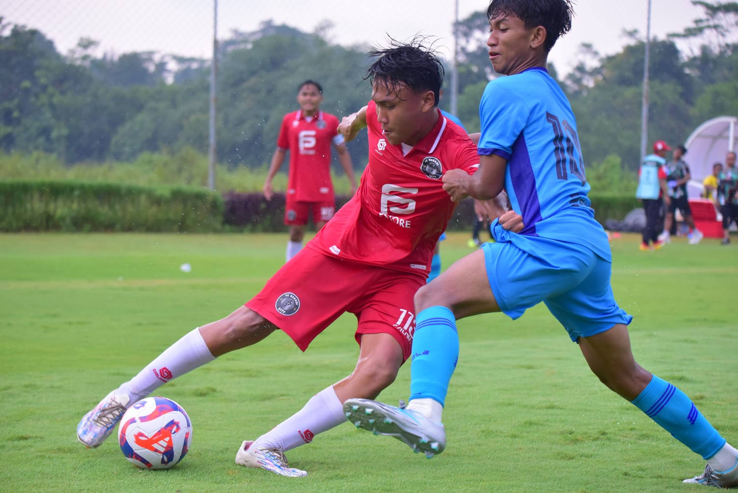 Bekasi - Laga lanjutan EPA U-19 Persila Lamongan vs FC Bekasi City di Stadion Garudayakasa, Rabu (15/4/2026). Foto: Ist/Gobekasi.id.