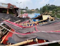 Puting Beliung Porak-porandakan Saung Wisata Situ Rawa Gede, Kerugian Capai Rp700 Juta