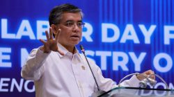 Bekasi - Menaker Tegaskan Kesempatan Kerja Tetap Terbuka di Tengah Tantangan Global